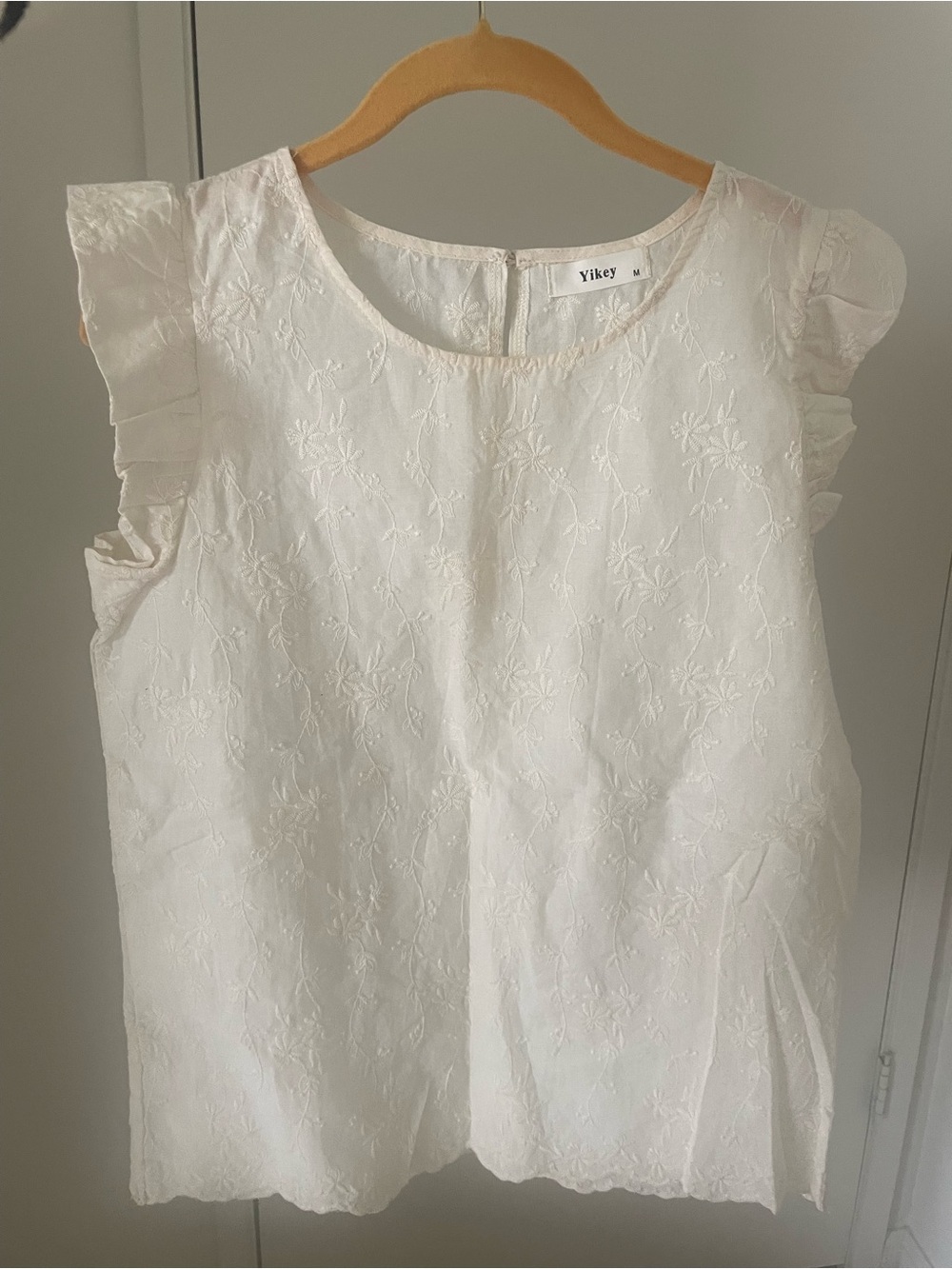 Cute Romantic Top 🤍💖